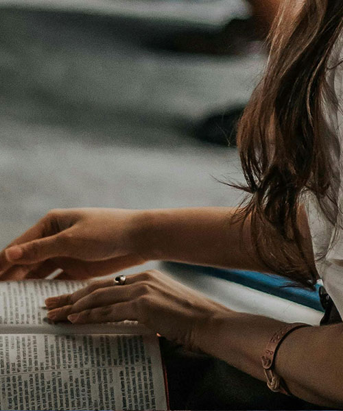 优质的服务≠高昂的价格
透明 · 优质 · 专业